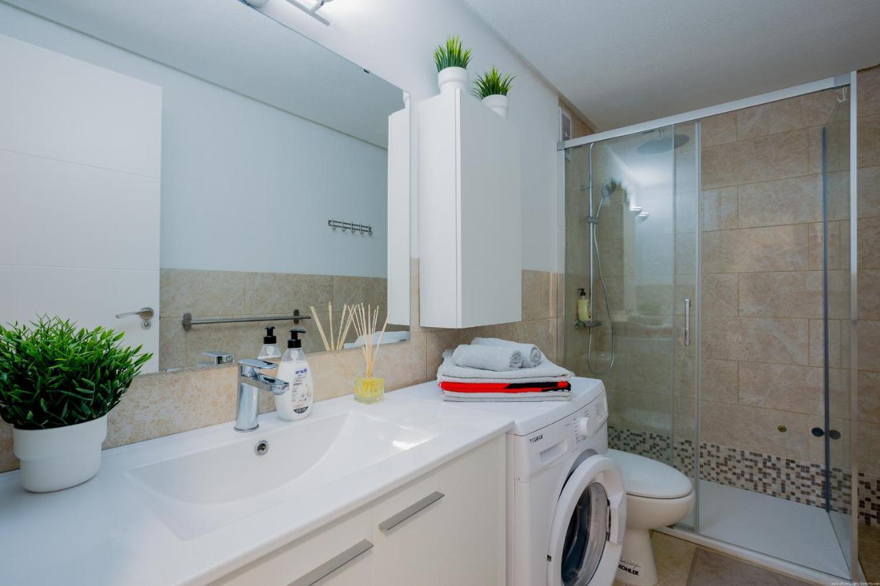 Bright & Stylish Apartment In Chipeque, Los Cristianos Arona  Esterno foto